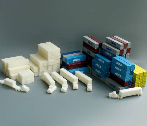3д печать деталей макета контейнерного терминала. Масштаб 1:350 